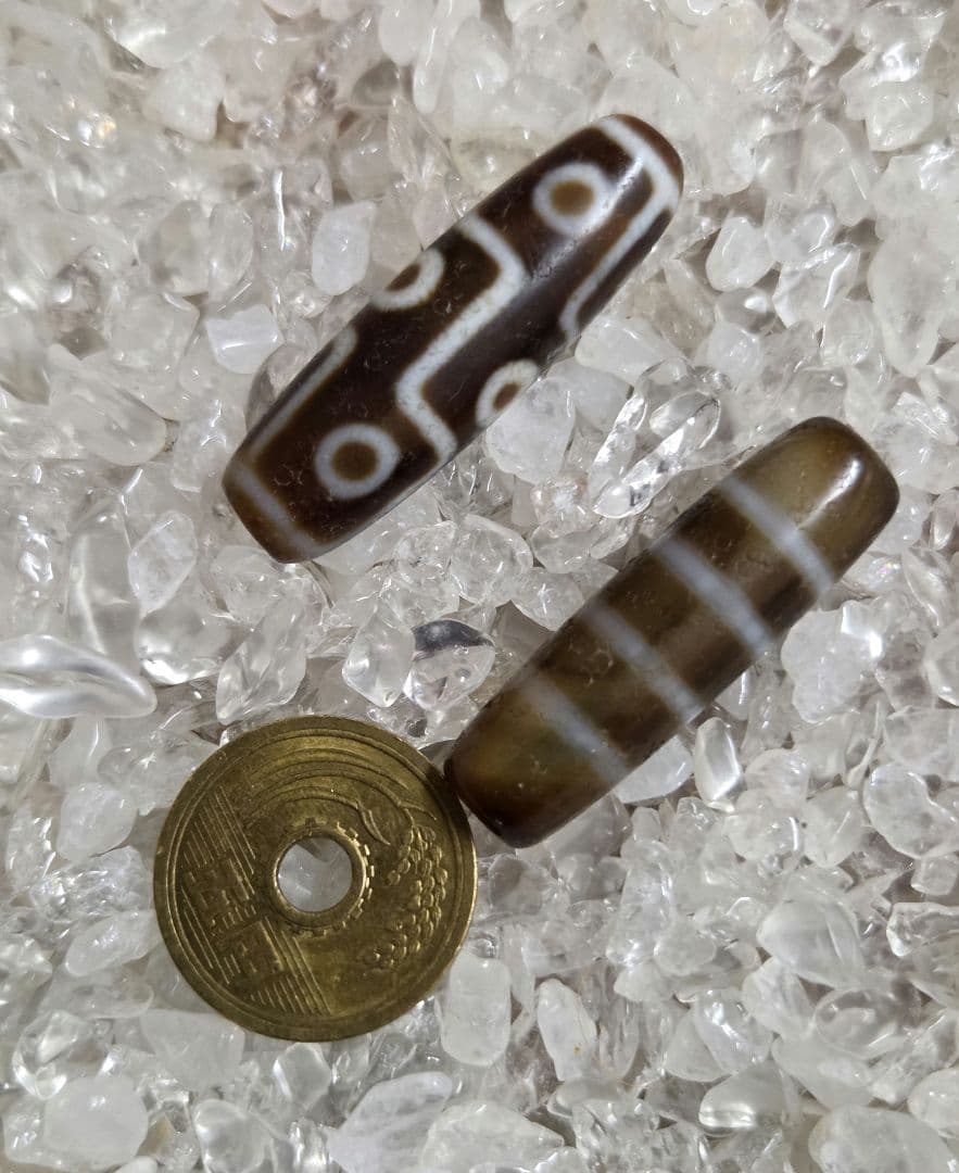 115　九眼天珠　四線天珠　貴重　珍品　２個セット　dzibeads　！