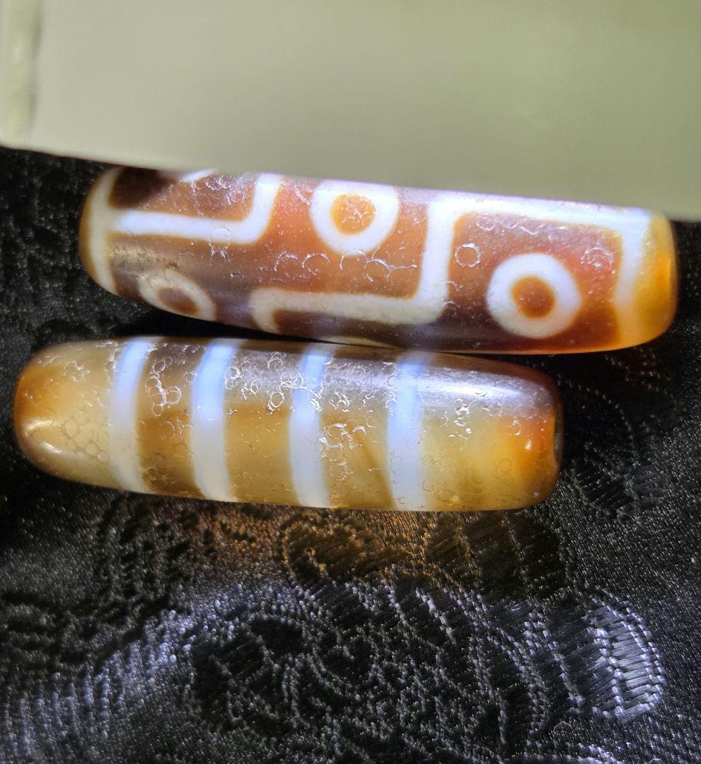 115　九眼天珠　四線天珠　貴重　珍品　２個セット　dzibeads　！