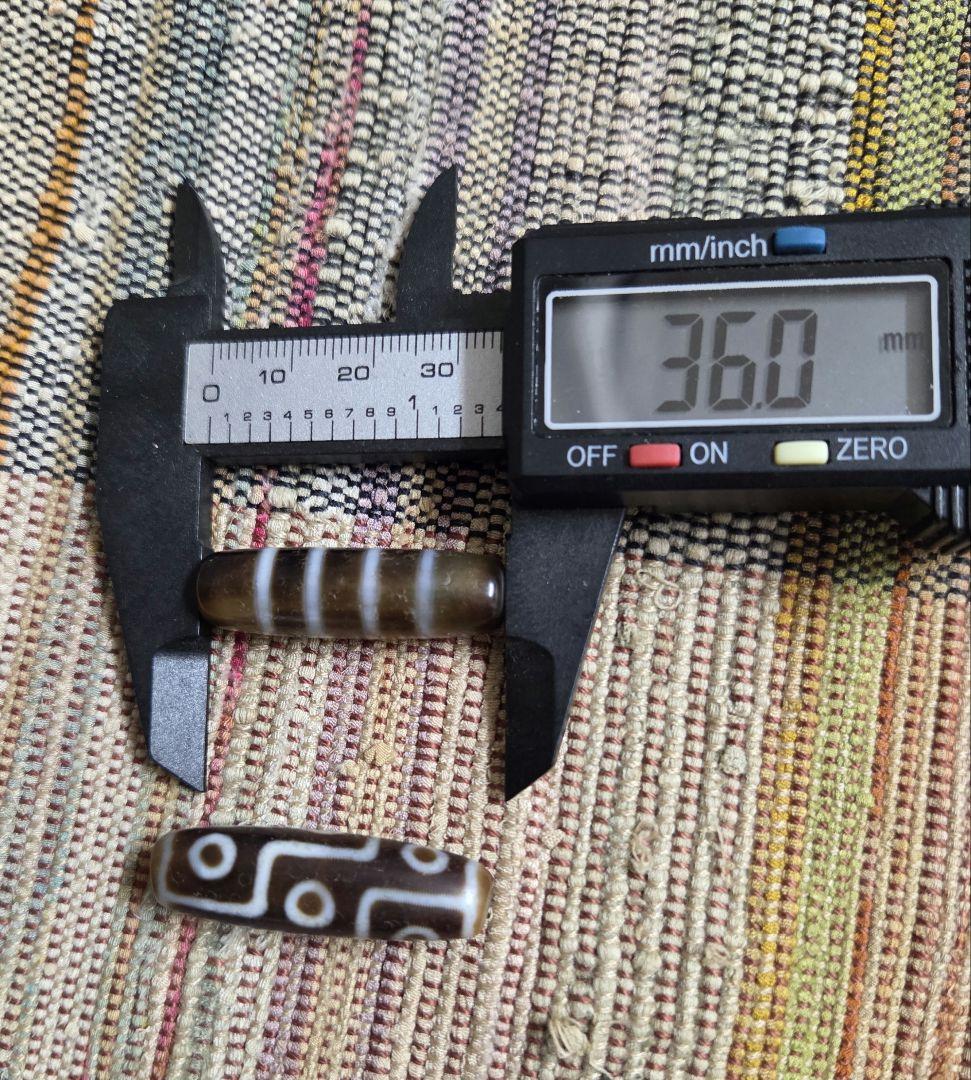 115　九眼天珠　四線天珠　貴重　珍品　２個セット　dzibeads　！