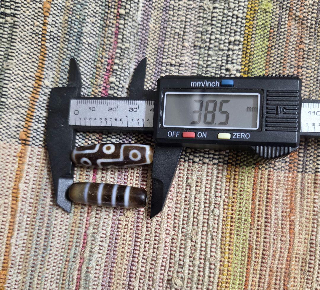 115　九眼天珠　四線天珠　貴重　珍品　２個セット　dzibeads　！