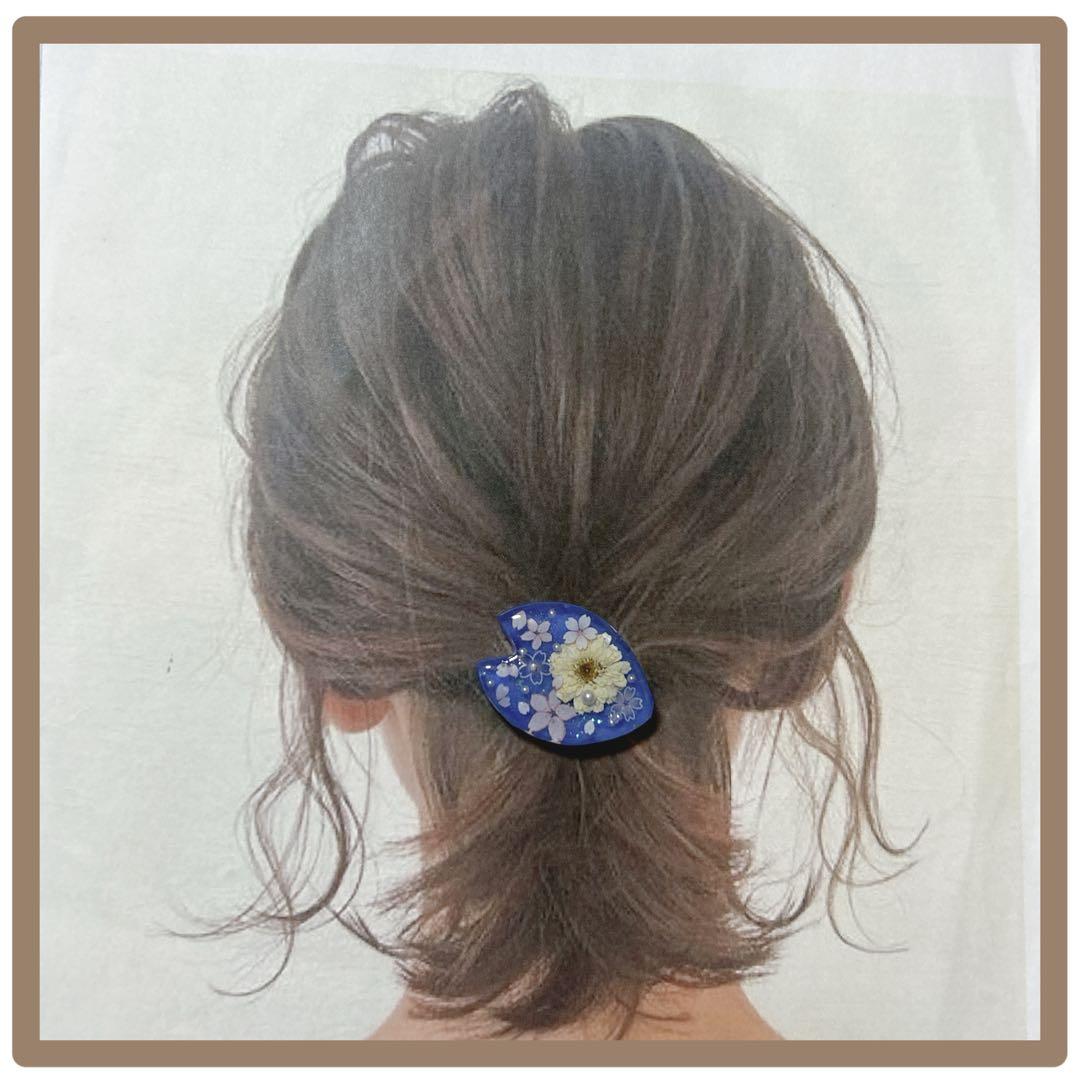 No 43❣️花びら型レジンヘアゴム❣️٩(๑❛ᴗ❛๑)۶❣️