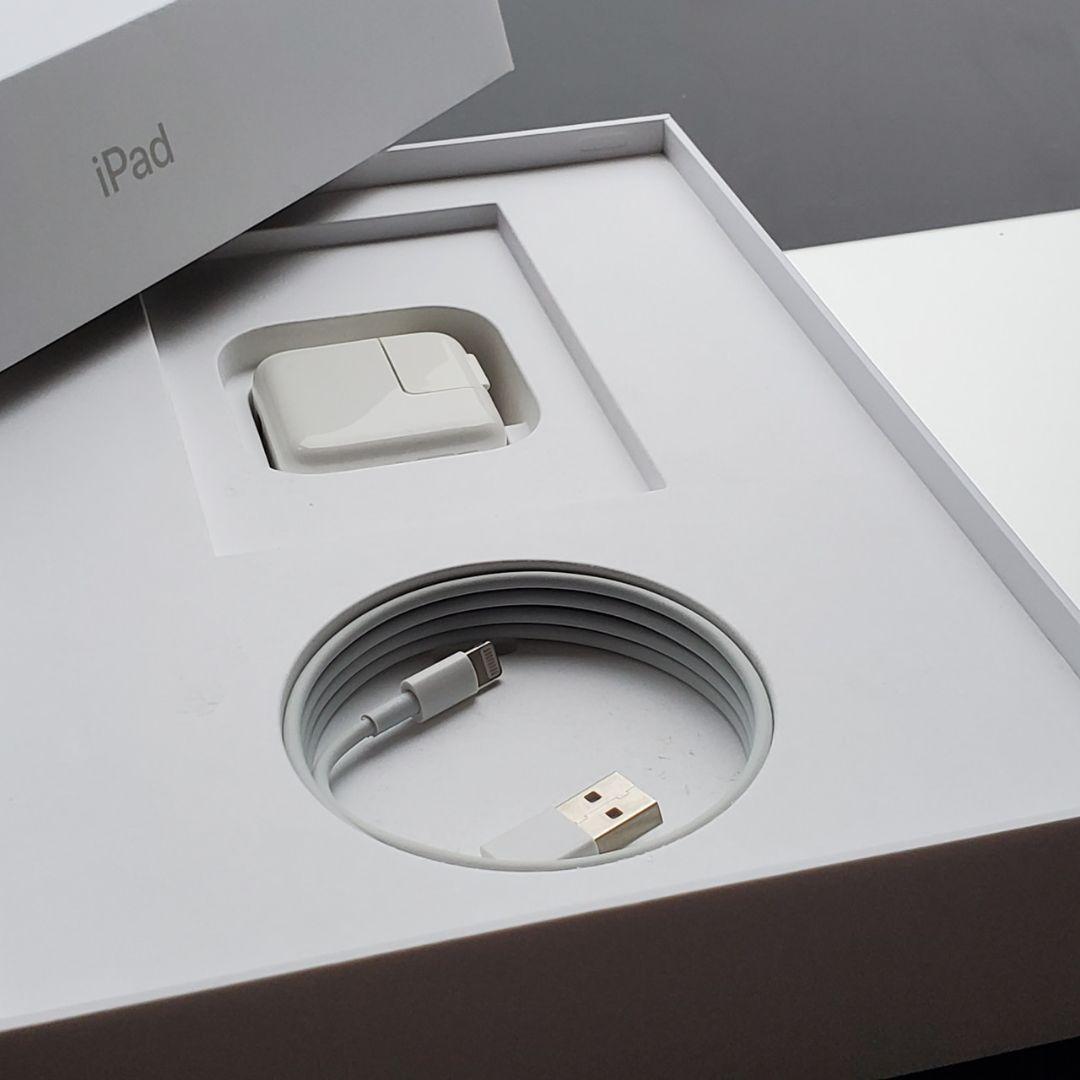 【超美品】iPad 6 Wi-Fi 32GB 第6世代