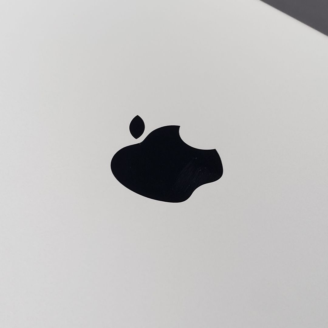 【超美品】iPad 6 Wi-Fi 32GB 第6世代