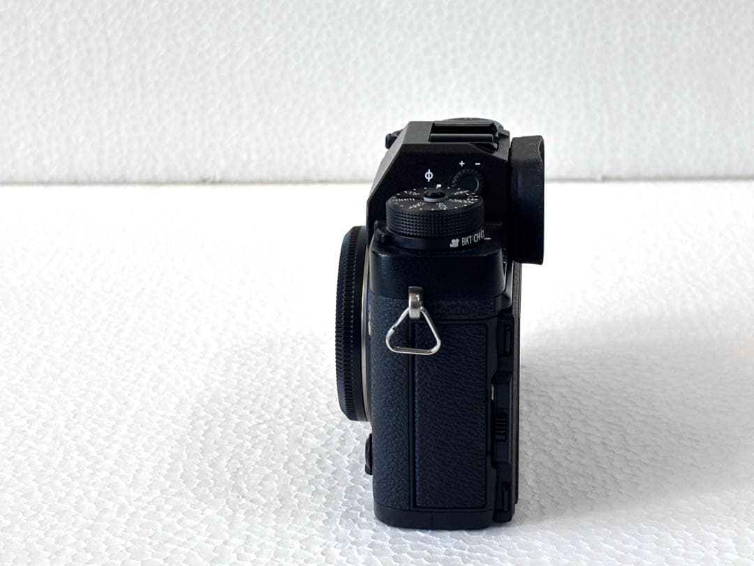 お値下げ中‼️FUJIFILM X-T2 ミラーレス一眼カメラ