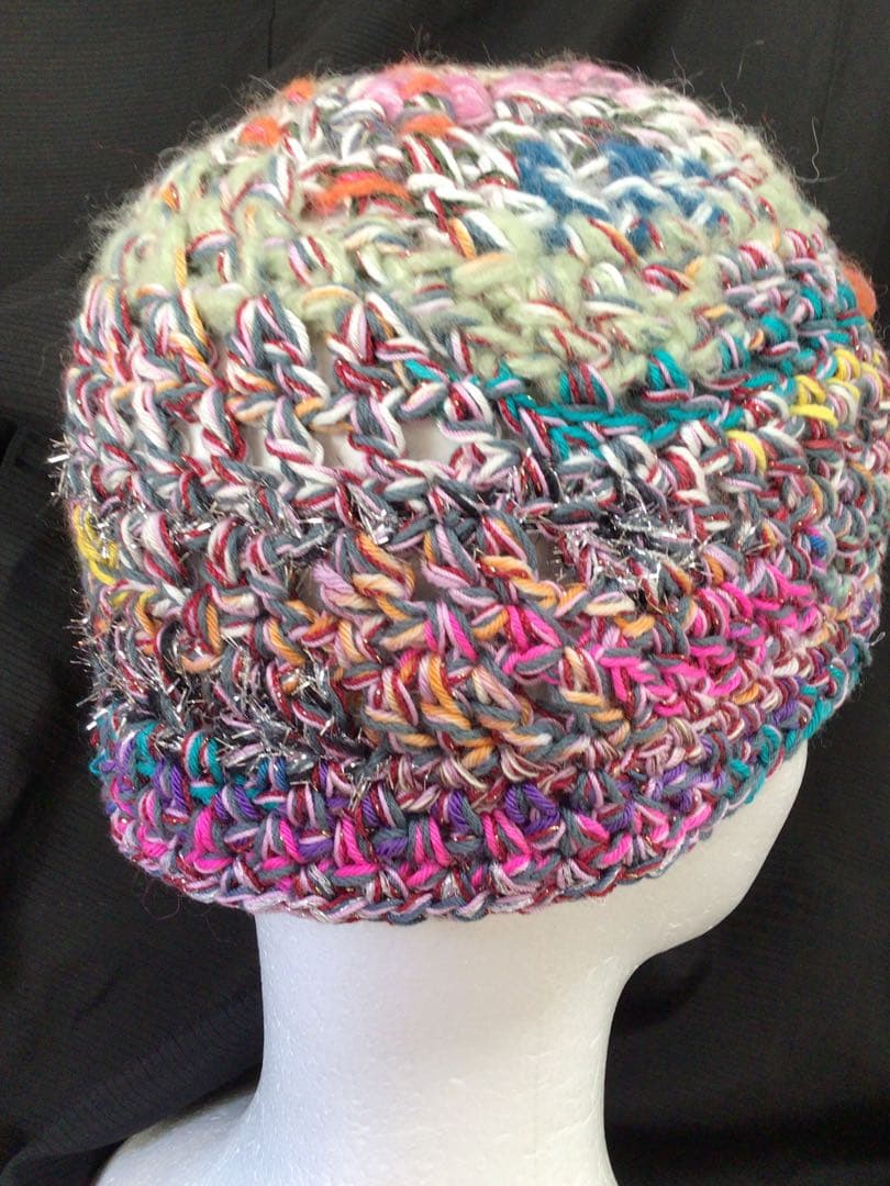 手作りニット帽　ビーニー　ベレー帽　綿糸混　春から　ピンク　ブルーミックス　多色