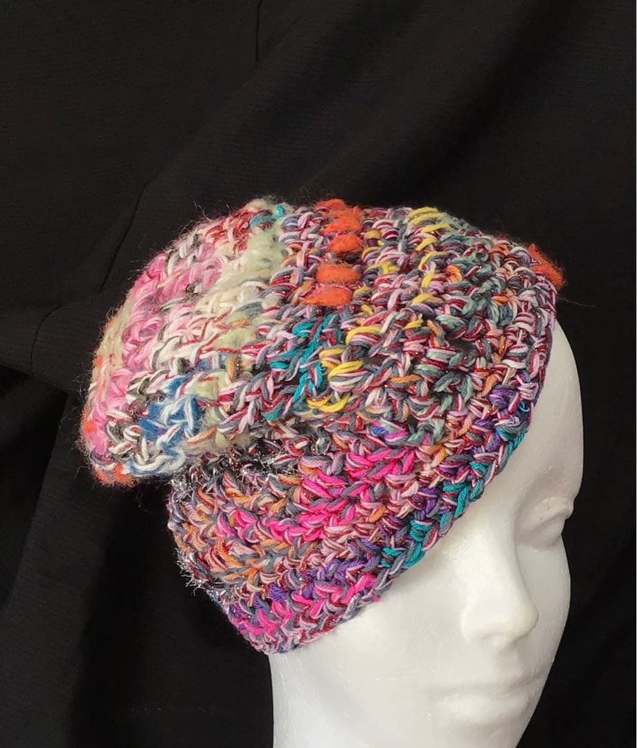 手作りニット帽　ビーニー　ベレー帽　綿糸混　春から　ピンク　ブルーミックス　多色
