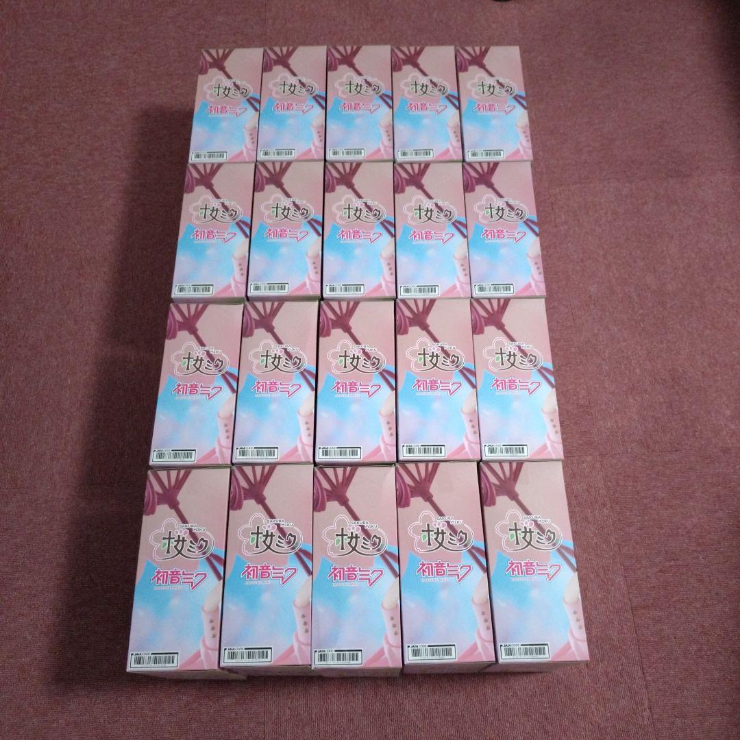 桜ミクAMP+ フィギュア桜ドレスver.