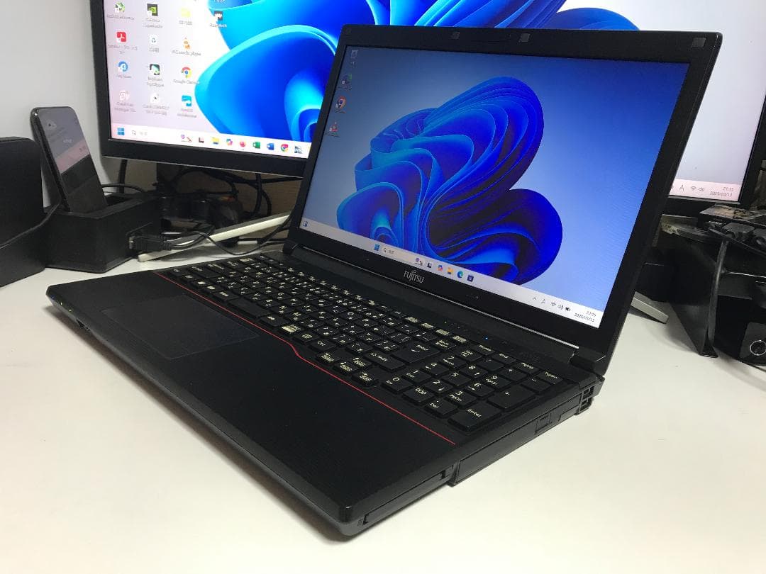 富士通 LIFEBOOK A573/GX Windows11