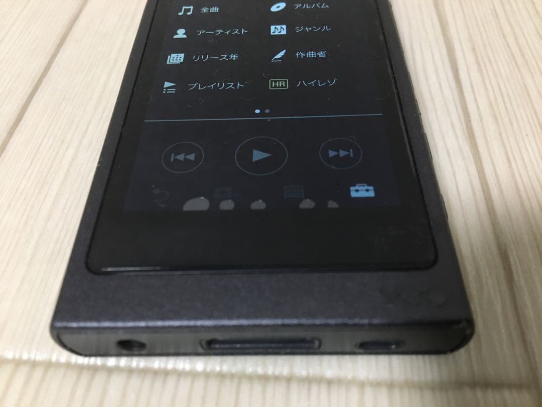 ポータブルプレーヤー SONY WALKMAN NW-A35