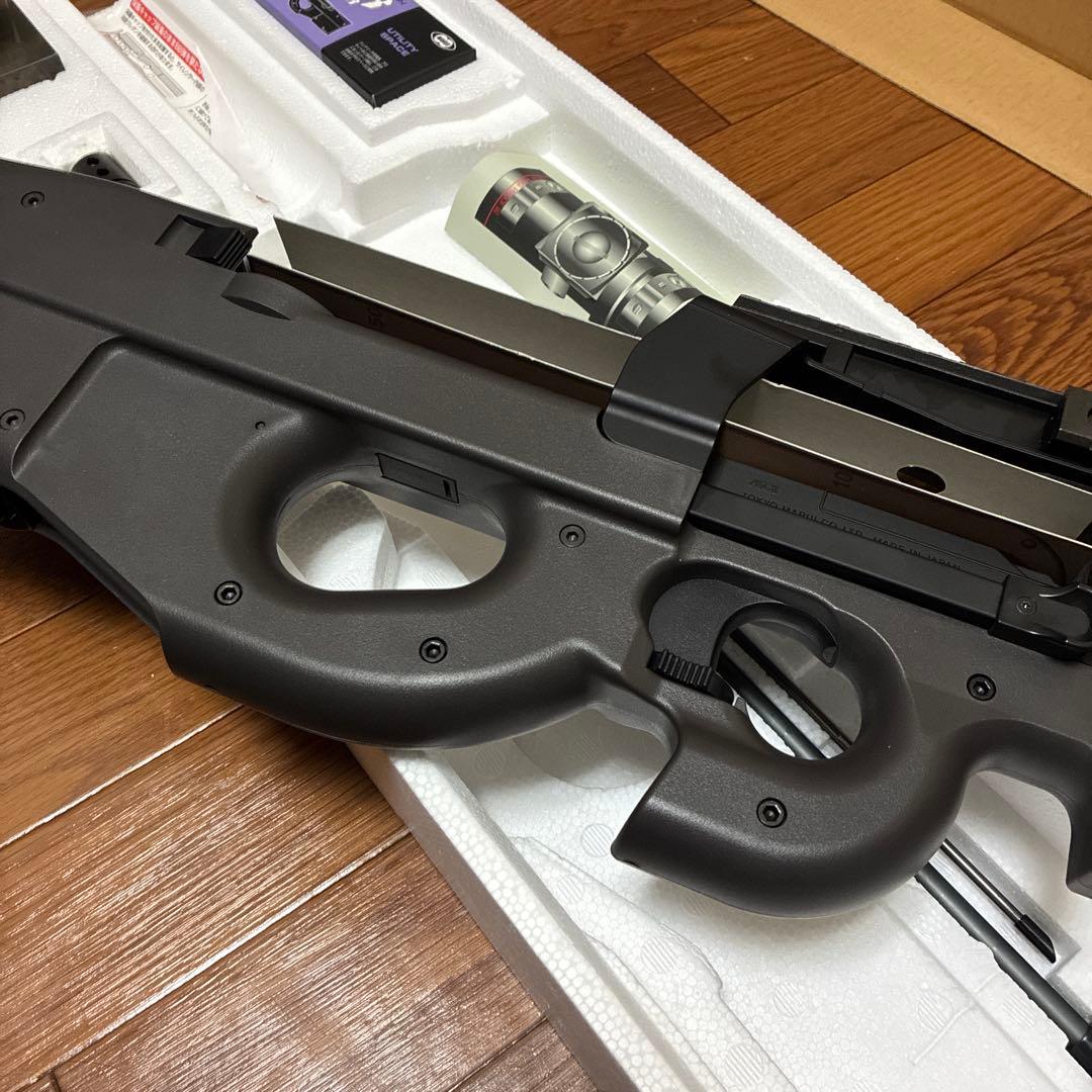 東京マルイ P-90TR 電動ガン サイレンサー付き