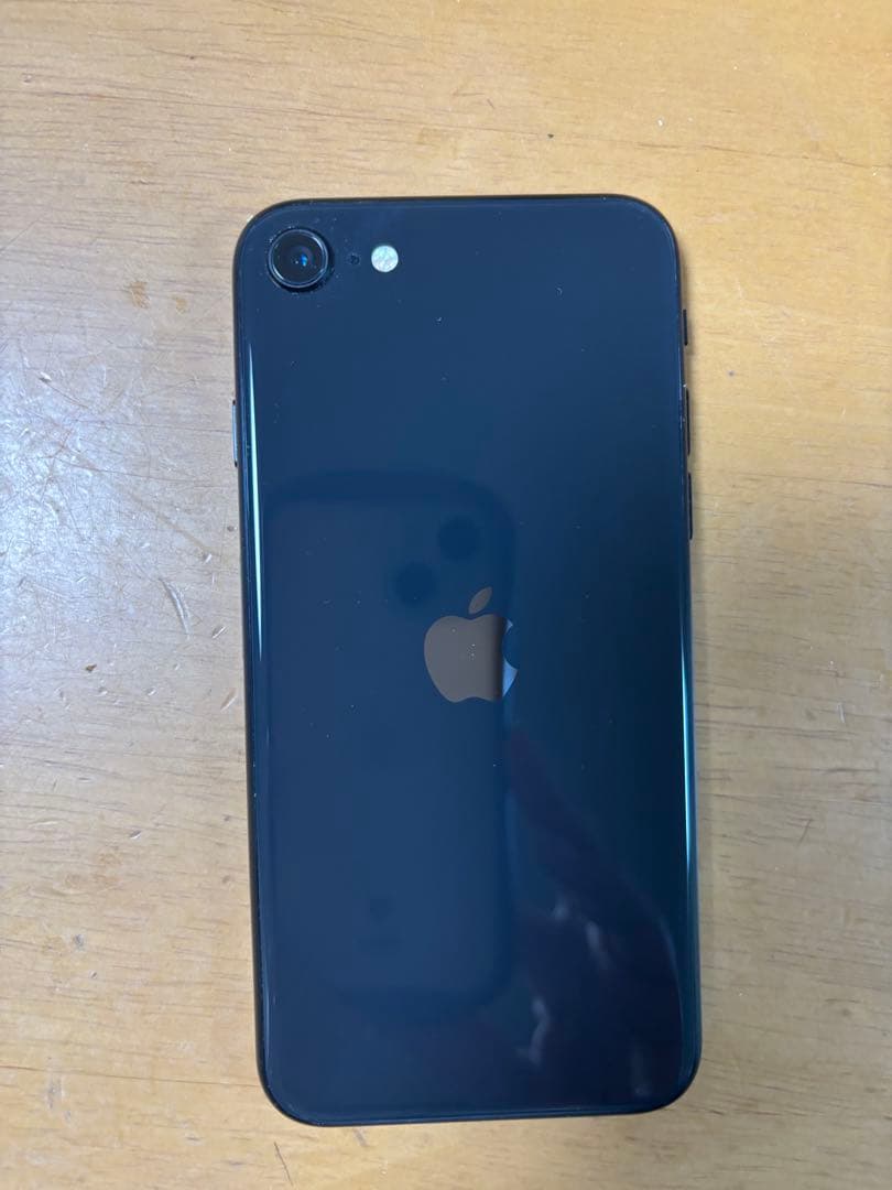 Apple iPhone SE (第2世代) ブラック64G