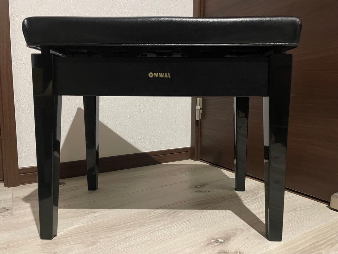 中古美品 YAMAHA.ピアノ椅子.ブラック NO.51