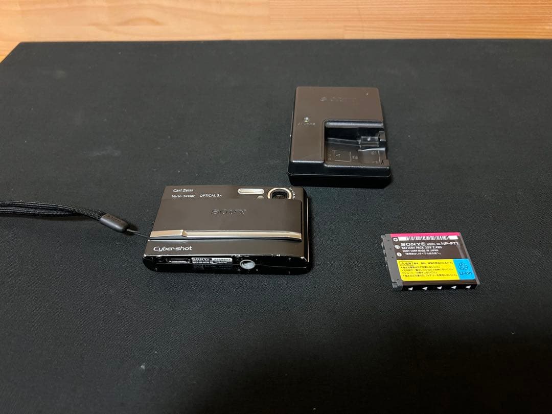 【極美品・動作確認済】 SONY ソニー Cyber-Shot DSC-T9