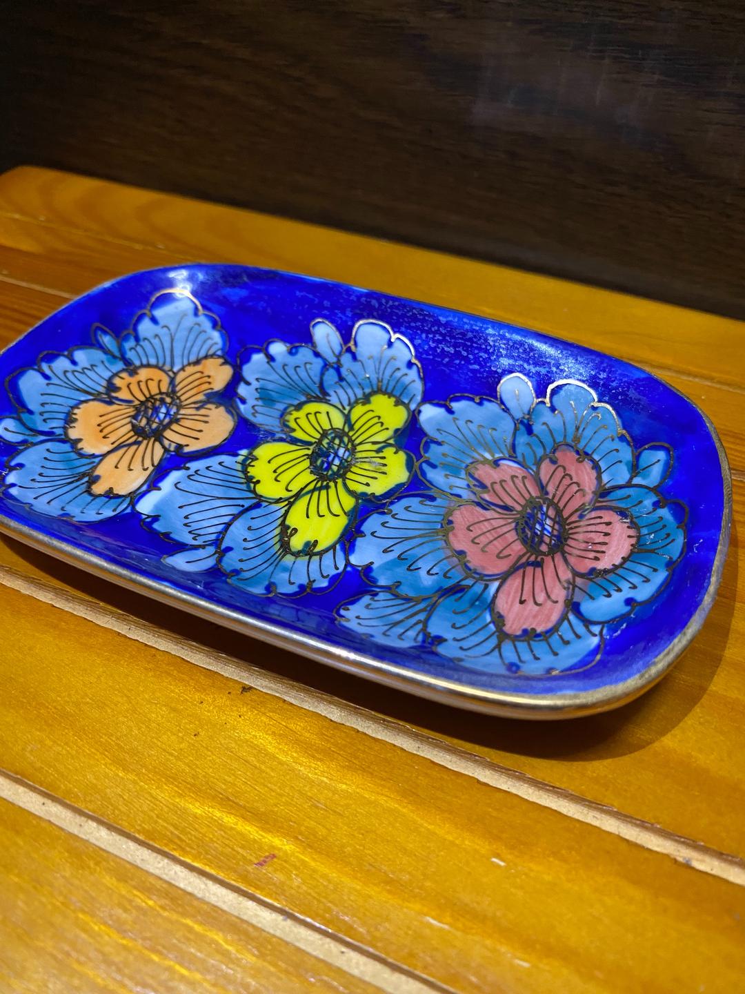 ベンジャロン焼き象の置物