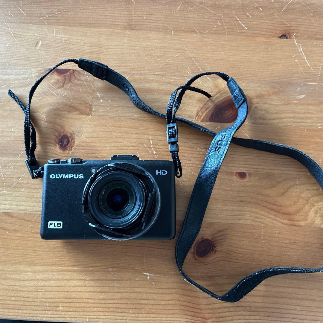 OLYMPUS デジカメ カメラ