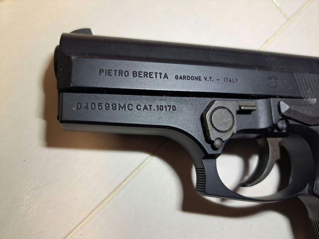 WA BERETTA M8045クーガー ウッドグリップ、予備マガジン付き