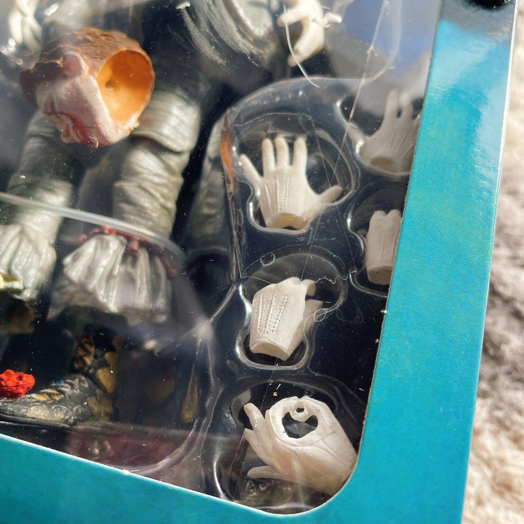 新品　NECA アクションフィギュア IT チャプター2 ペニーワイズ 2019