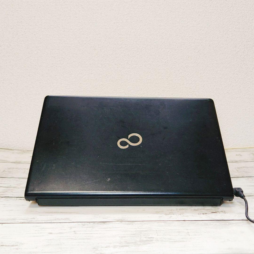 格安✨富士通 13型 コンパクトノートパソコン 普段使いにおすすめ♪ 高速SSD