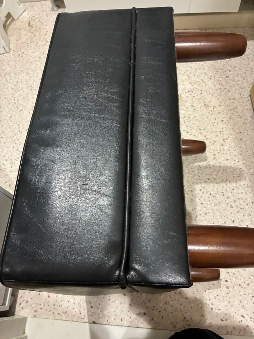 カリモク60 オットマン