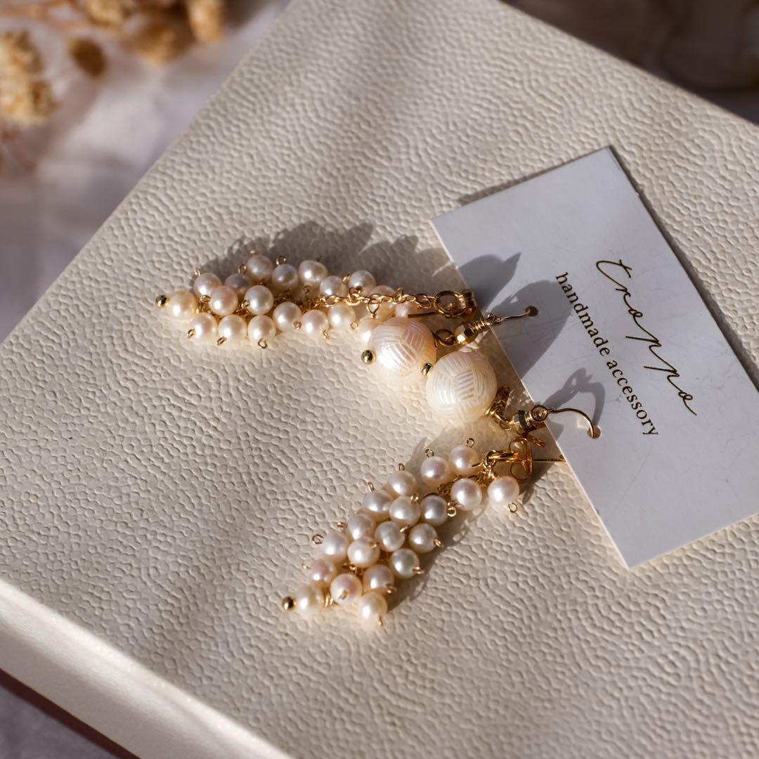 2way♦︎14kgf淡水パールカービングピアス