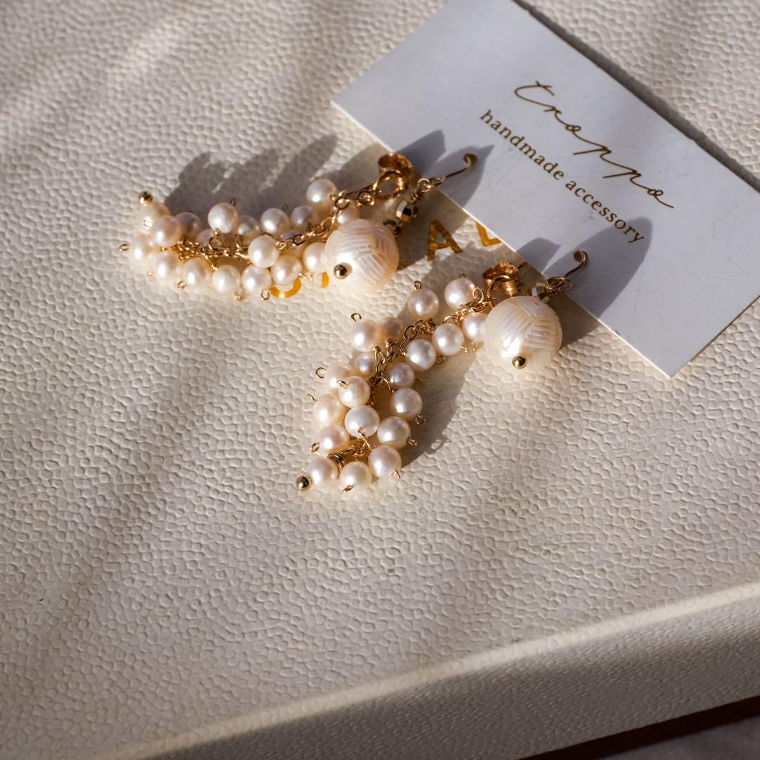 2way♦︎14kgf淡水パールカービングピアス