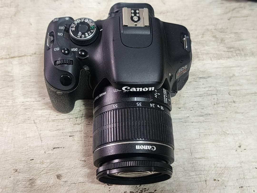 ★超美品★　Canon EOS kis X5　ダブルズームレンズ　予備バッテリー
