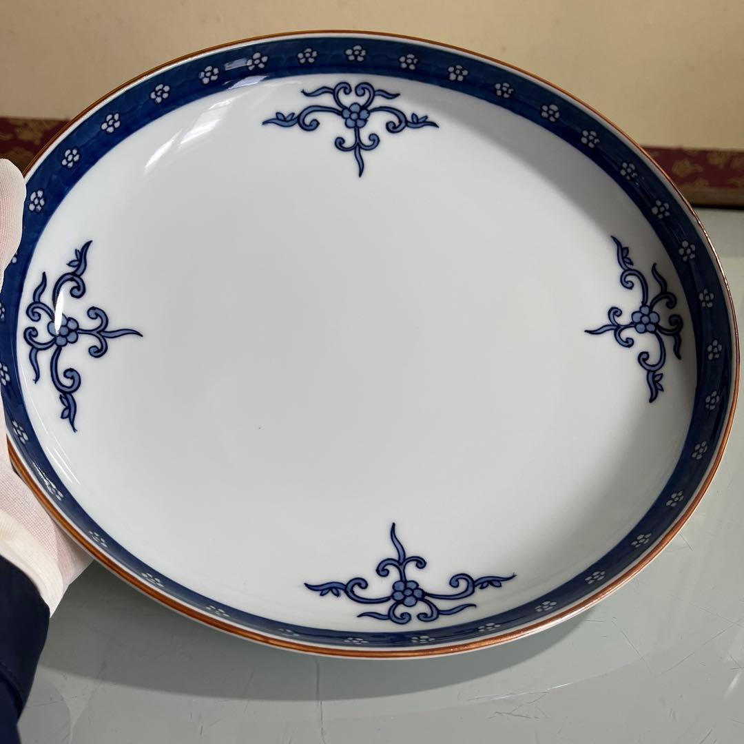 源右衛門　染付梅地紋　オーバルプレート￼ 楕円形　盛皿　盛鉢（G）