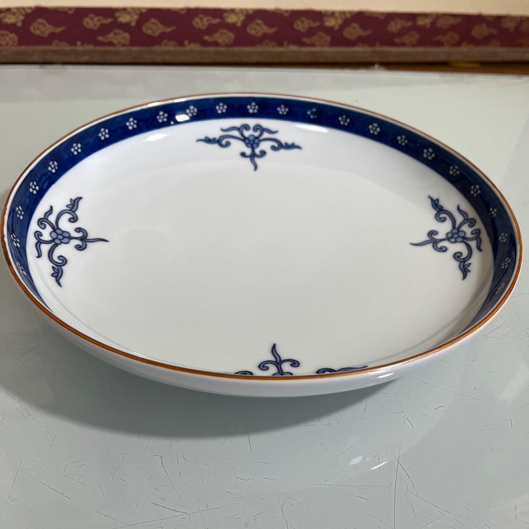 源右衛門　染付梅地紋　オーバルプレート￼ 楕円形　盛皿　盛鉢（G）