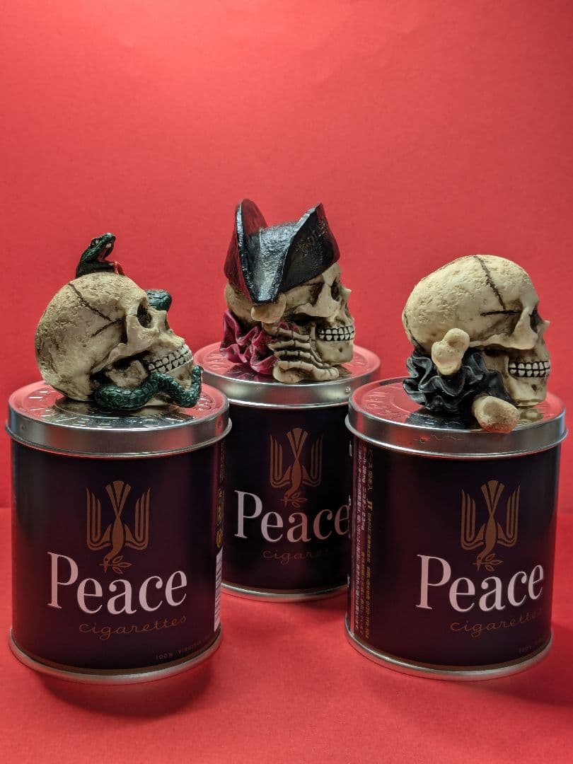 1999年製スカルフィギュア3体セット