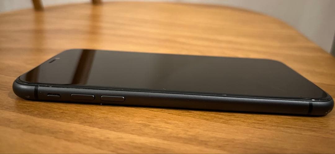 iPhone 11 ブラック　128GB