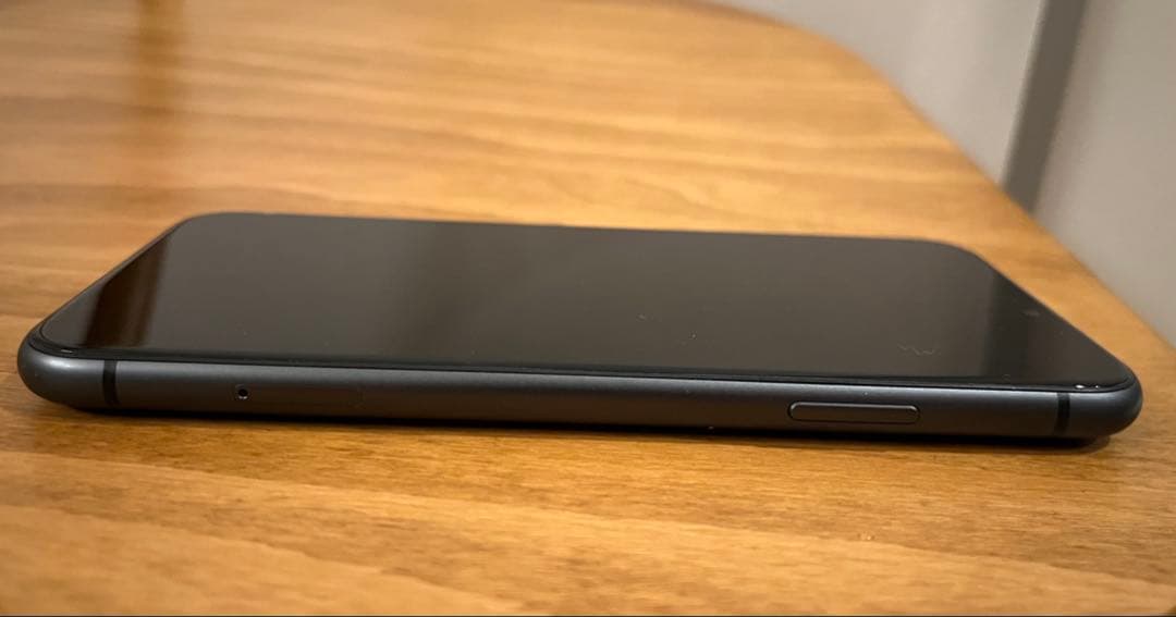 iPhone 11 ブラック　128GB