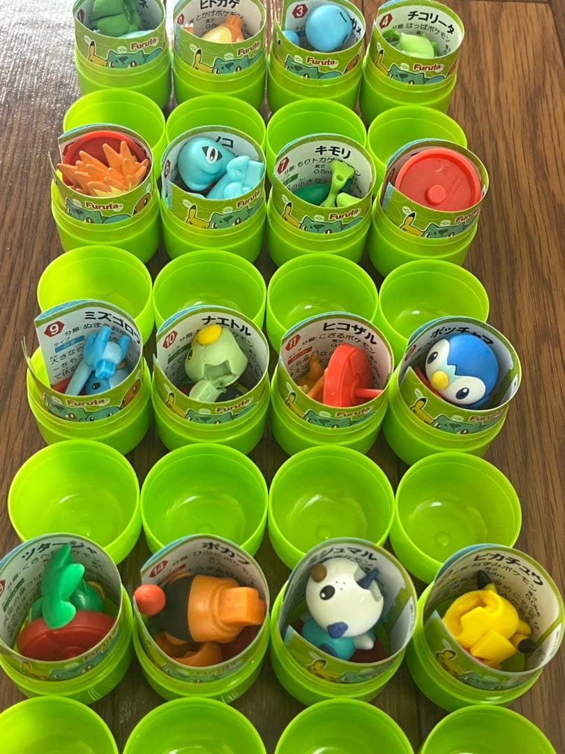 チョコエッグ　ポケットモンスター　旅立ちの3匹　16種＋S　全17種コンプセット