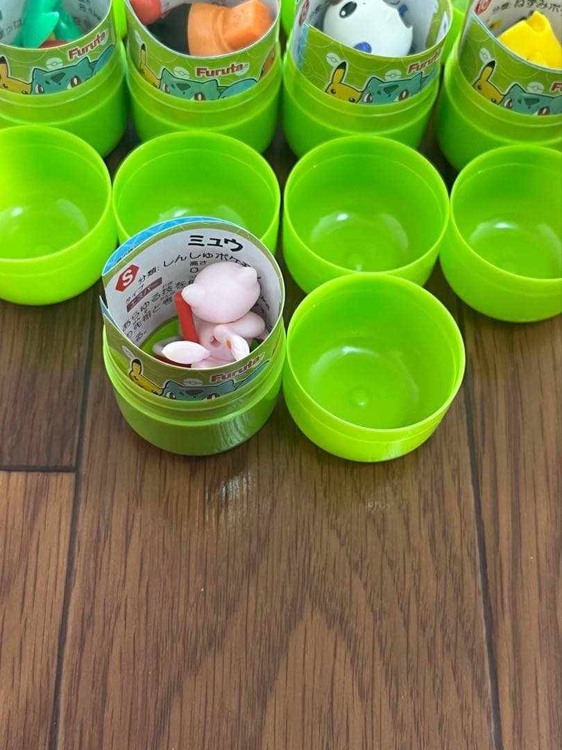 チョコエッグ　ポケットモンスター　旅立ちの3匹　16種＋S　全17種コンプセット