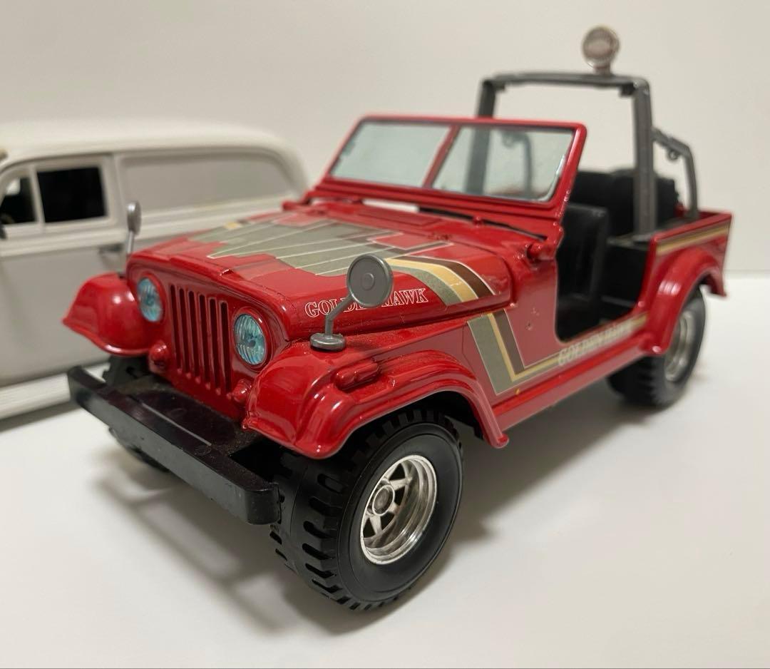 レア！1/24 アメ車　ミニカー　ジープ　ラングラー　CJ-7 ゴールデンホーク