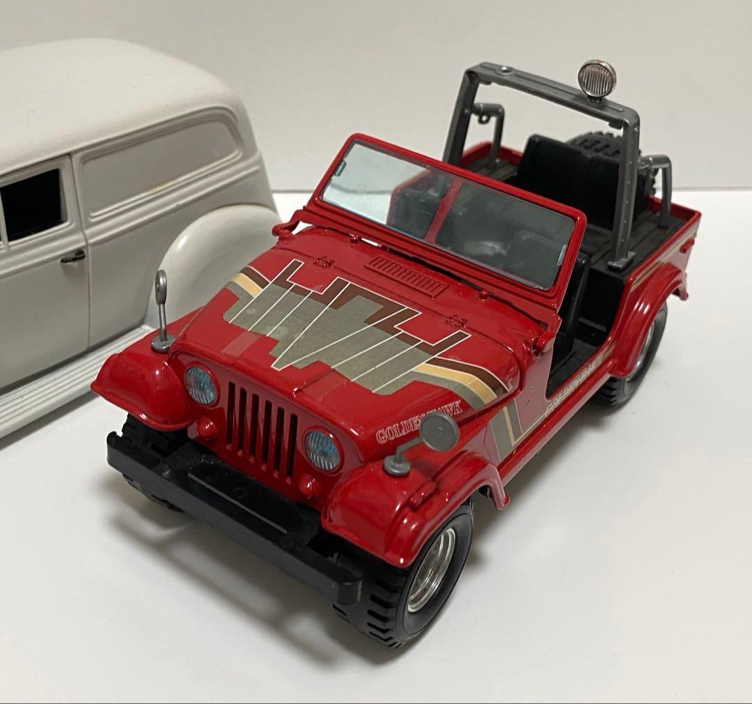 レア！1/24 アメ車　ミニカー　ジープ　ラングラー　CJ-7 ゴールデンホーク