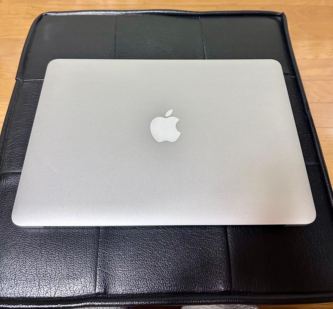 未使用に近い MacBook Air 13インチ2015 バッテリー24回