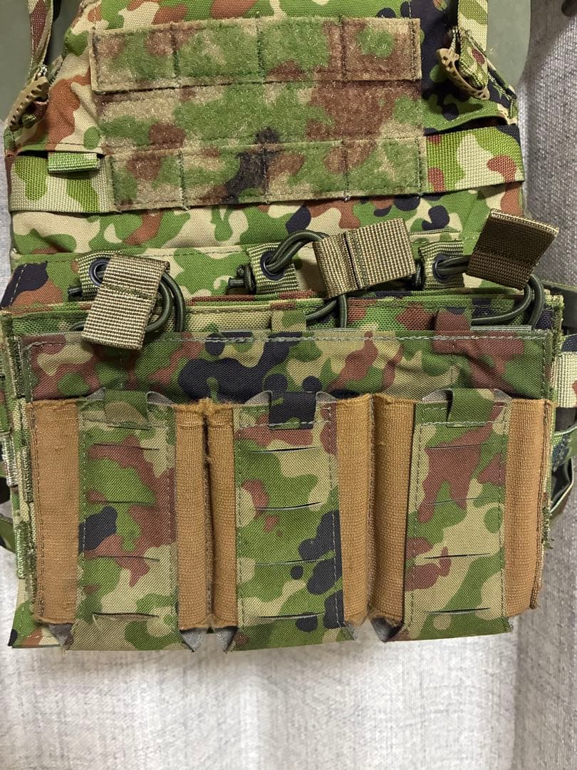 プレキャリ 陸自迷彩