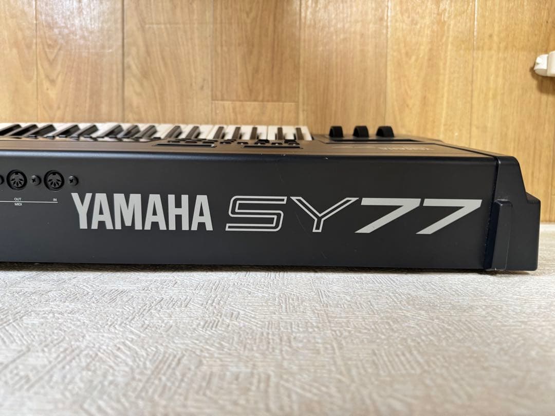希少　YAMAHA SY77 シンセサイザー
