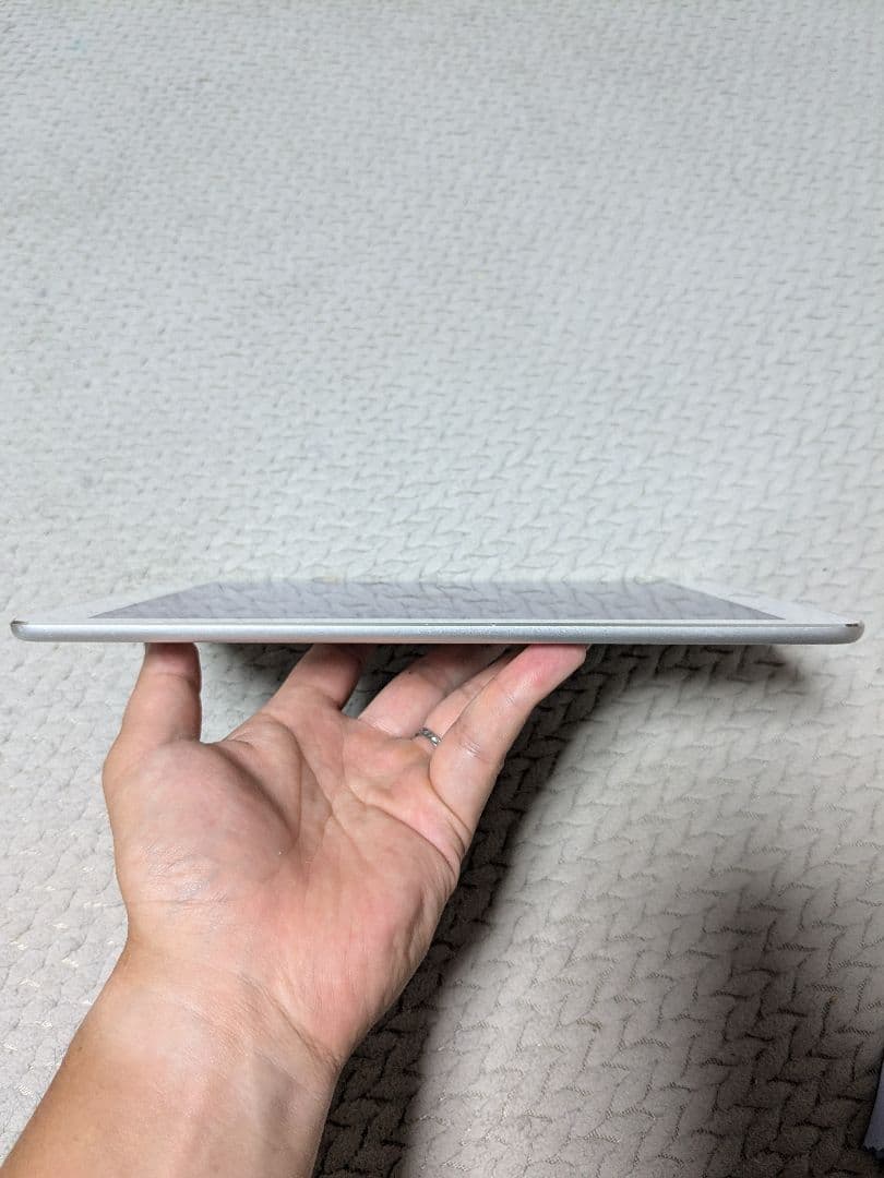 Apple iPad Air2　128GB