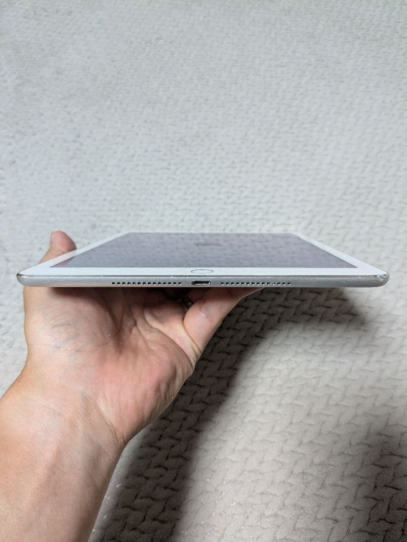 Apple iPad Air2　128GB