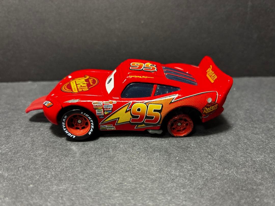 finish フィニッシュ　舌　マックィーン　マックイーン　カーズ　ミニカー