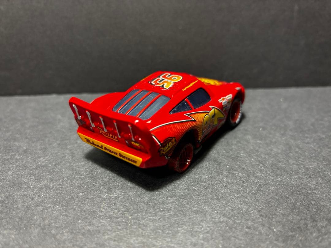 finish フィニッシュ　舌　マックィーン　マックイーン　カーズ　ミニカー