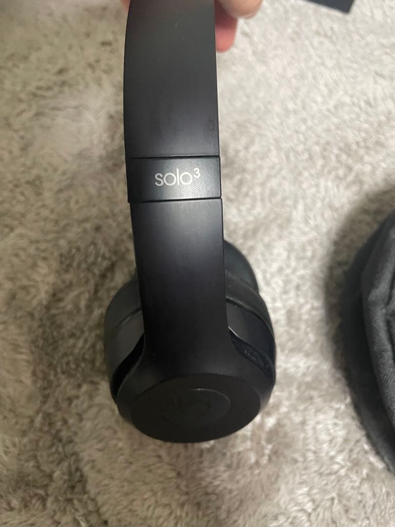 Beats Solo3 ヘッドフォン ブラック