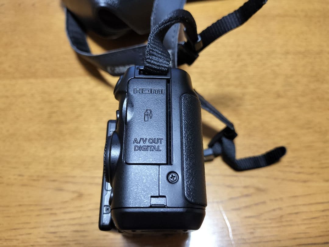 【超美品】Canon PowerShot G11 キヤノン カメラ ケース付き