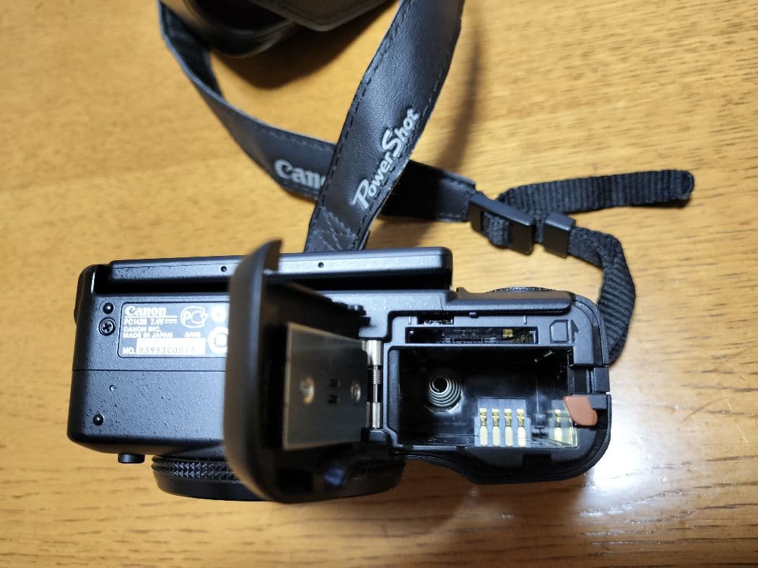 【超美品】Canon PowerShot G11 キヤノン カメラ ケース付き