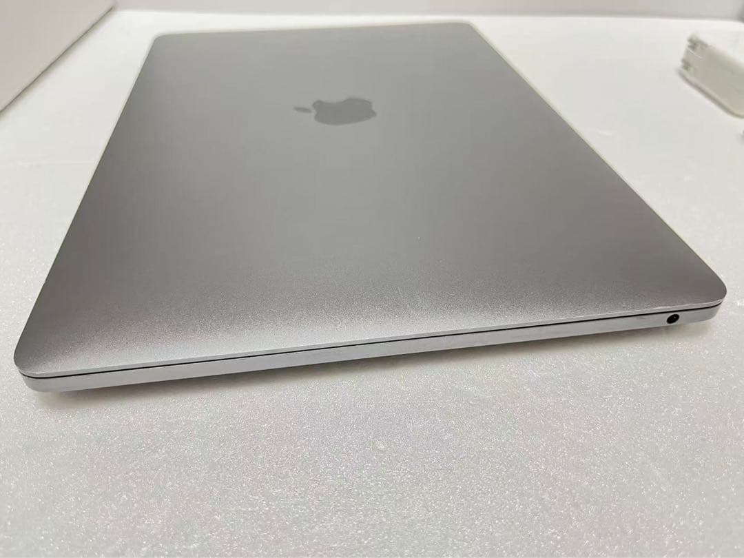 美品　MacBook Pro M2 13インチ 2022 500GB/24GB