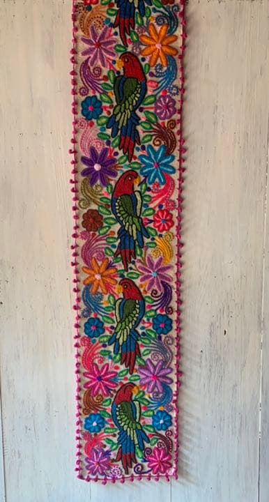 アヤクーチョ刺繍タペストリー　ペルー　チチカカ