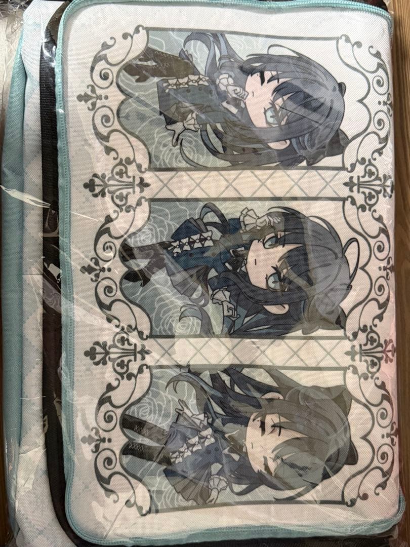 ado ラウンドワン フィギュア ＆ 収納ボックス