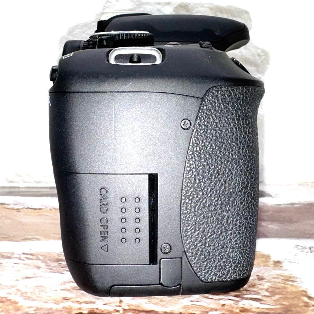 Canon EOS KISS X5 デジタル一眼レフ　スマホ転送　豪華セット