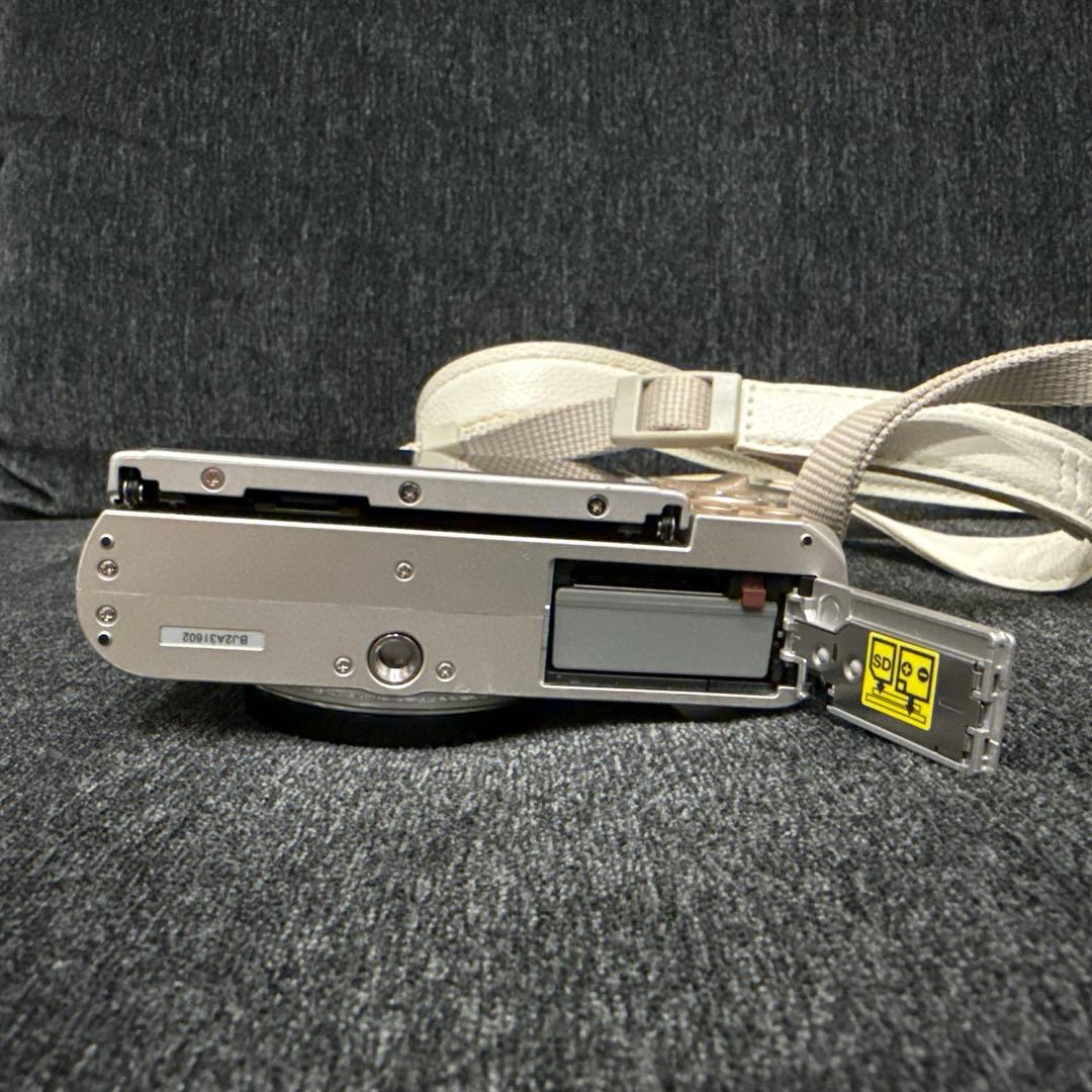 OLYMPUS PEN E-PL9 ミラーレス一眼レフカメラ